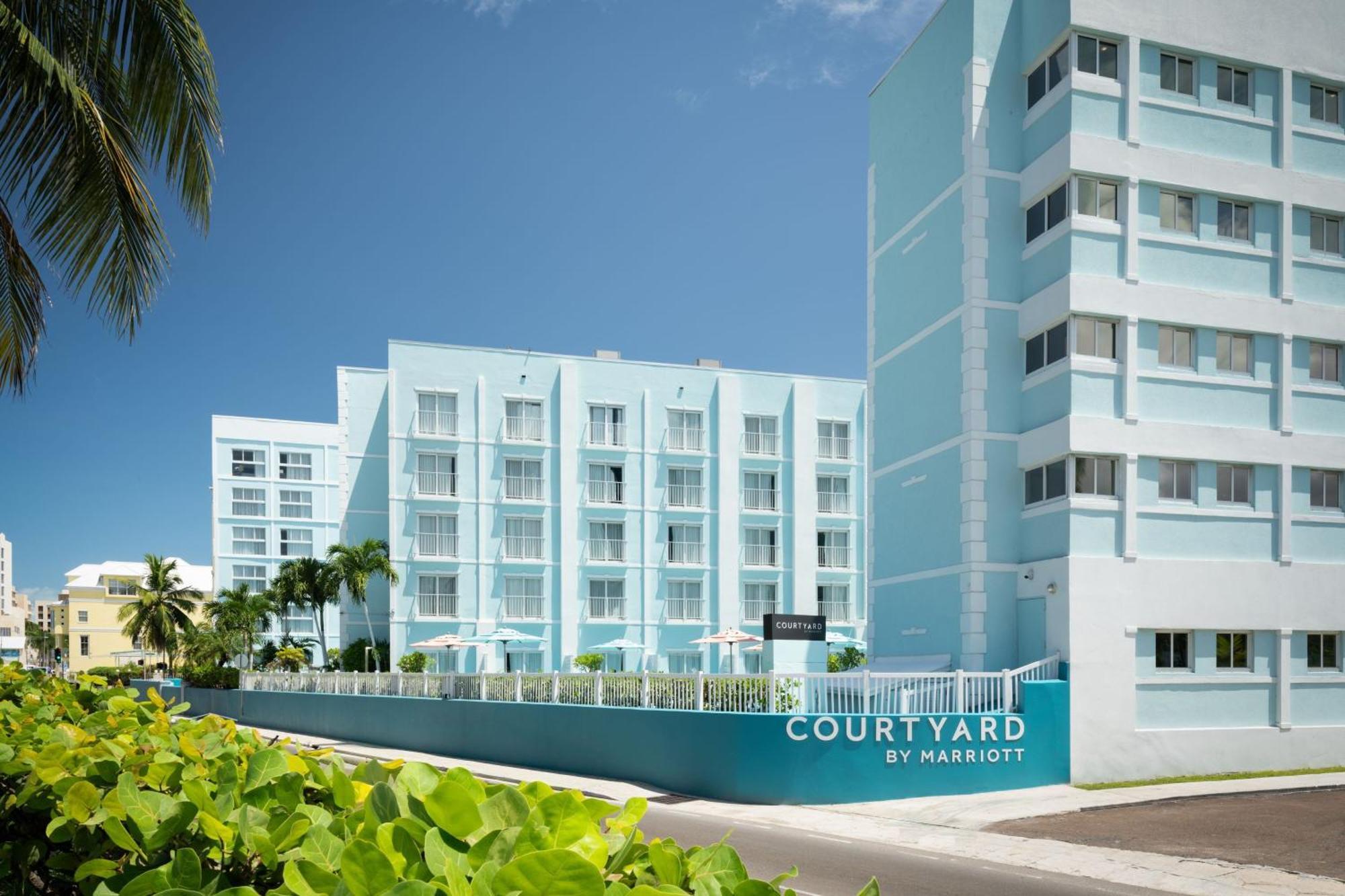 מלון Courtyard By Marriott Nassau Downtown/Junkanoo Beach מראה חיצוני תמונה