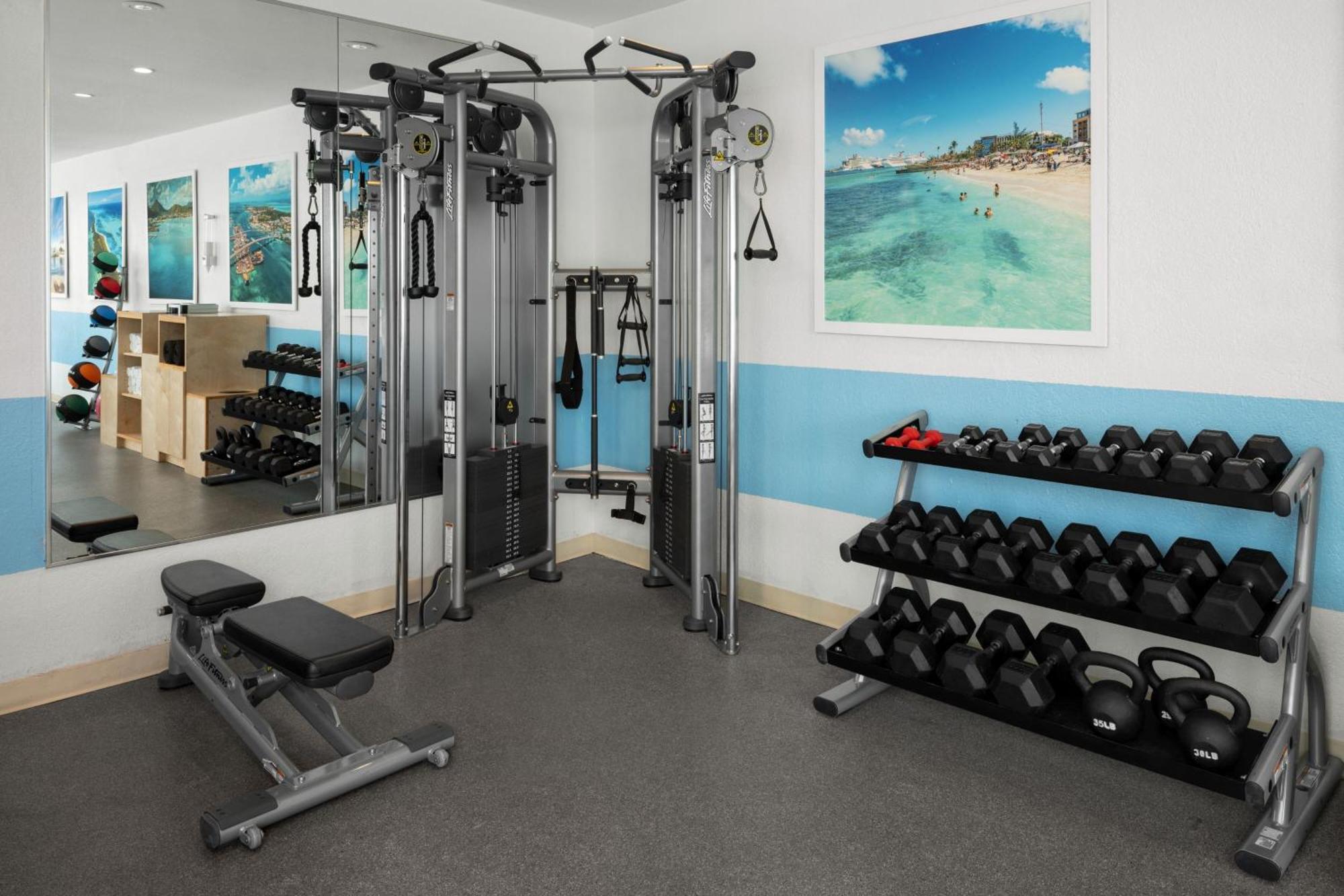 Courtyard By Marriott Nassau Downtown/Junkanoo Beach מראה חיצוני תמונה