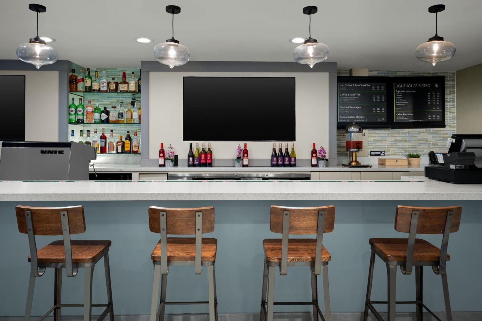 Courtyard By Marriott Nassau Downtown/Junkanoo Beach מראה חיצוני תמונה