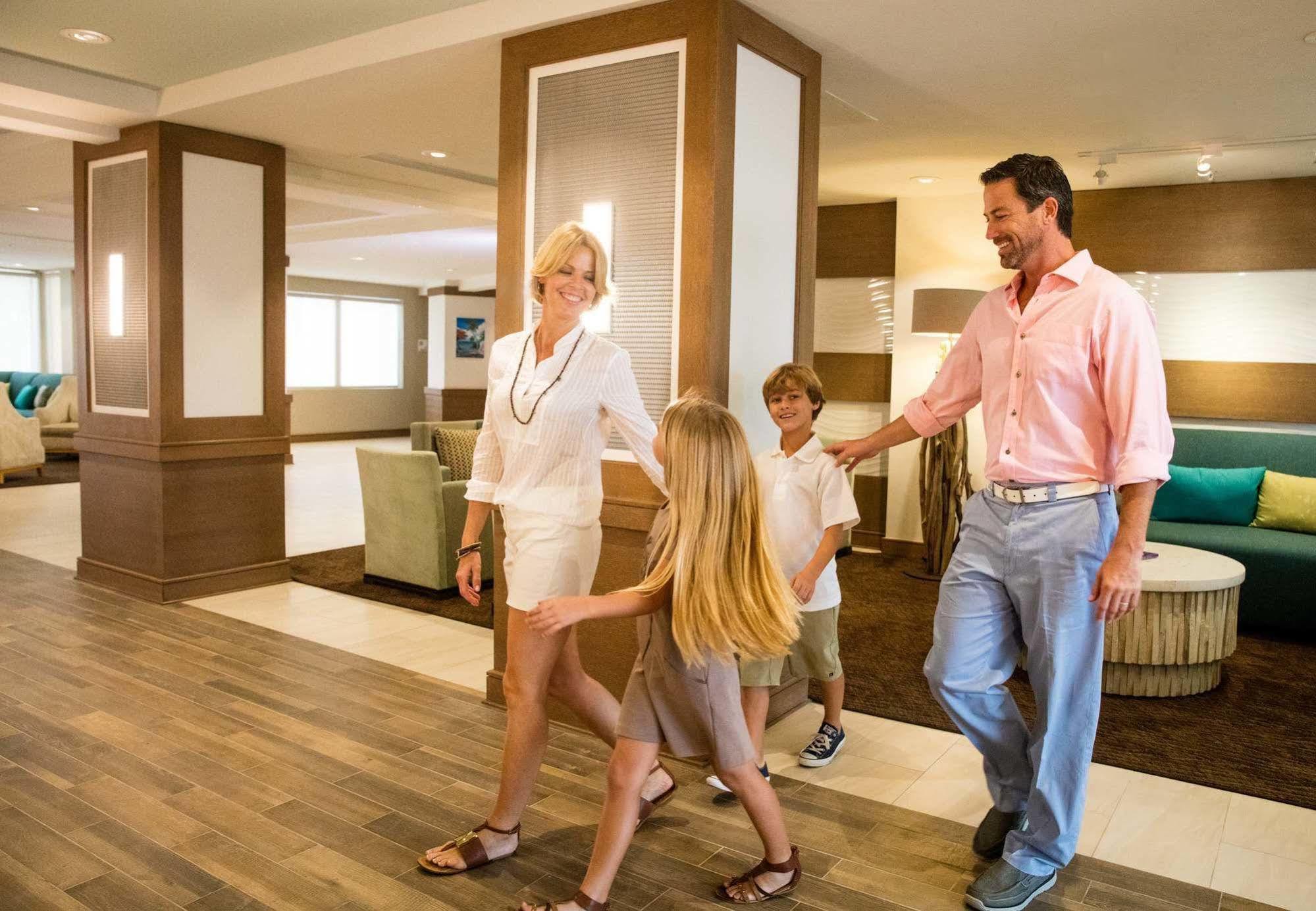 Courtyard By Marriott Nassau Downtown/Junkanoo Beach מראה חיצוני תמונה
